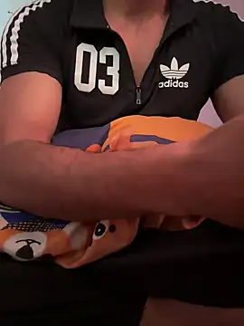 Snapshot of HARSHHU01 chatting on 03-15-25, 11:08 HARSHHU01 online show from 03-15-25, 11:08