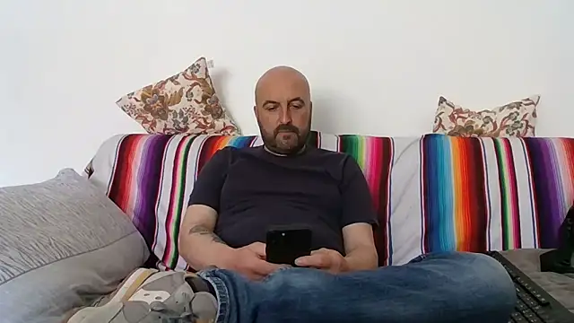 maxxxio12 online show from 04-19-26, 11:42