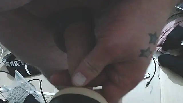 Snapshot of Leif47Norway chatting on 10-08-25, 01:58 Leif47Norway online show from 10-08-25, 01:58