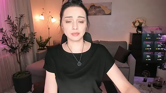 Snapshot of Viki_Bellson chatting on 05-31-26, 05:20 Viki Bellson online show from 05-31-26, 05:20