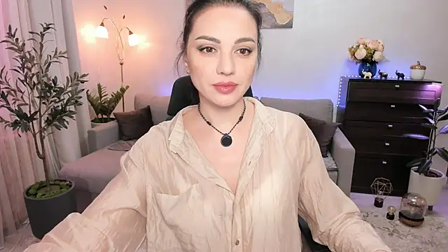 Snapshot of Viki_Bellson chatting on 06-07-26, 06:55 Viki Bellson online show from 06-07-26, 06:55