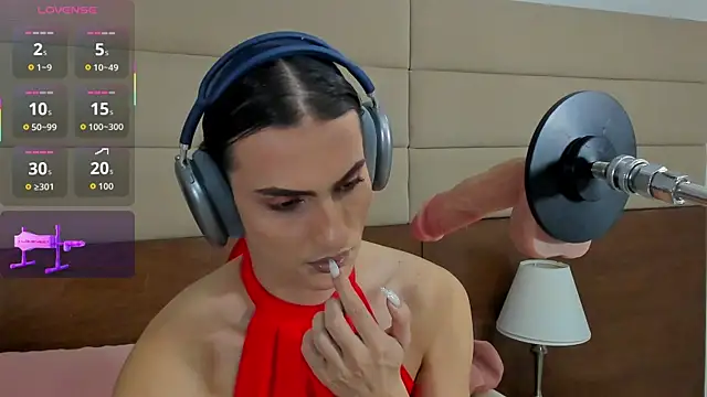 shantall skinny online show from 11-10-25, 03:27