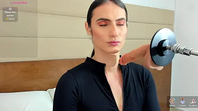 shantall skinny online show from 12-19-25, 03:46