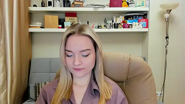 Kara Smith  online show from 03-11-25, 11:59