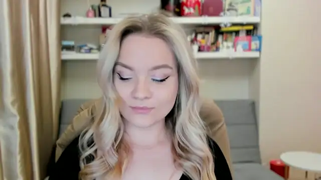 Kara Smith  online show from 02-28-26, 11:17