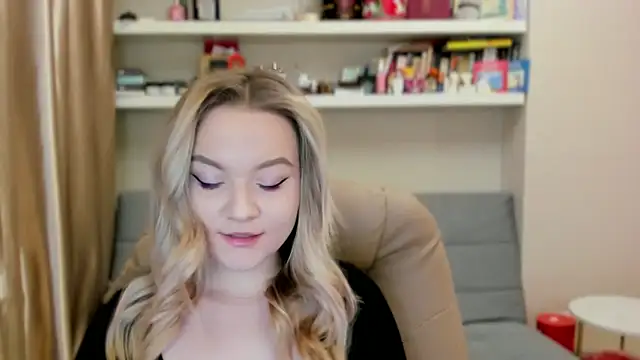 Kara Smith  online show from 03-20-26, 10:58