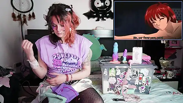 Devil And Princess online show from 11-25-25, 02:33