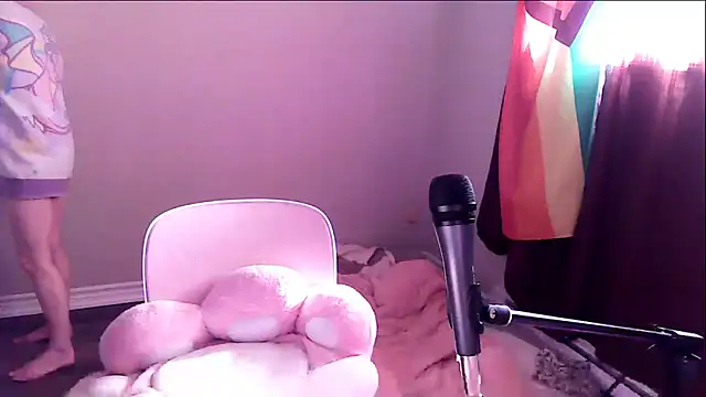 ThirstyKawaii online show from 03-11-25, 02:40