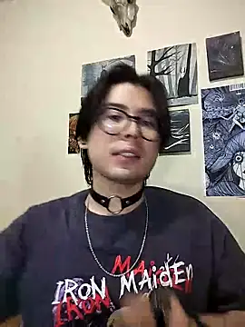 Snapshot of Dante_Gothic chatting on 03-21-25, 07:55 Dante Gothic online show from 03-21-25, 07:55