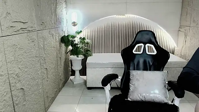 Snapshot of valeria_a1 chatting on 06-19-26, 03:11 valeria a1 online show from 06-19-26, 03:11