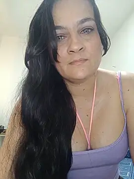 Snapshot of megan_milf79 chatting on 06-17-26, 09:38 megan milf79 online show from 06-17-26, 09:38