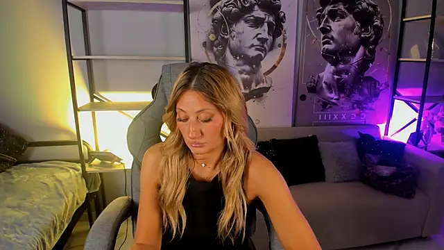 SarahAlluring online show from 09-13-25, 01:00