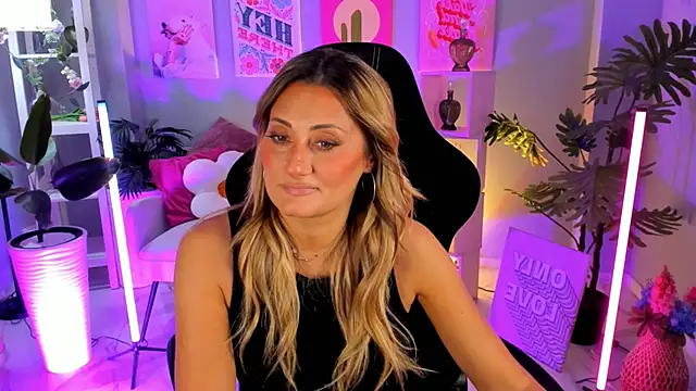 SarahAlluring online show from 10-20-25, 10:59