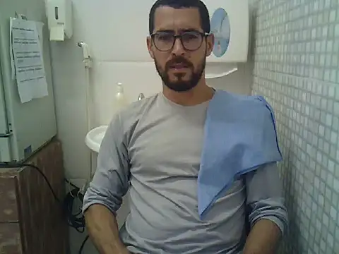 Snapshot of pdasgyn chatting on 10-06-25, 12:57 pdasgyn online show from 10-06-25, 12:57