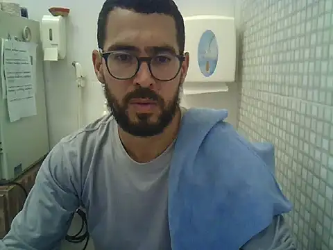 Snapshot of pdasgyn chatting on 10-30-25, 06:30 pdasgyn online show from 10-30-25, 06:30