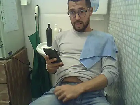 Snapshot of pdasgyn chatting on 02-25-26, 06:17 pdasgyn online show from 02-25-26, 06:17