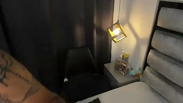 valery and Dani  online show from 11-22-25, 08:08