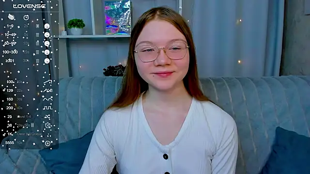 Snapshot of luv_tessa chatting on 01-09-26, 01:30 luv tessa online show from 01-09-26, 01:30