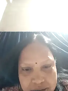 Snapshot of Arohi35 chatting on 03-11-25, 05:02 Arohi35 online show from 03-11-25, 05:02