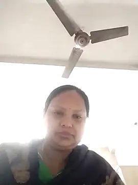 Snapshot of Arohi35 chatting on 03-22-25, 01:08 Arohi35 online show from 03-22-25, 01:08