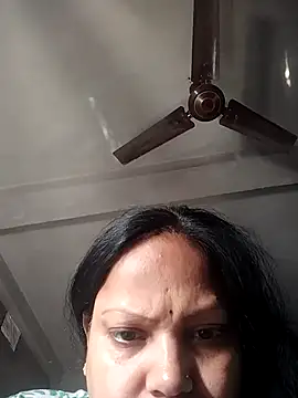 Snapshot of Arohi35 chatting on 03-23-25, 05:54 Arohi35 online show from 03-23-25, 05:54