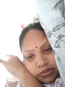 Snapshot of Arohi35 chatting on 02-15-26, 09:30 Arohi35 online show from 02-15-26, 09:30