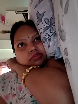 Snapshot of Arohi35 chatting on 02-28-26, 09:32 Arohi35 online show from 02-28-26, 09:32