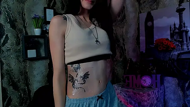 LanaTey online show from 10-17-25, 01:14