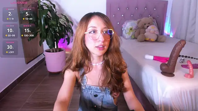 catalina uwu online show from 05-22-26, 10:59