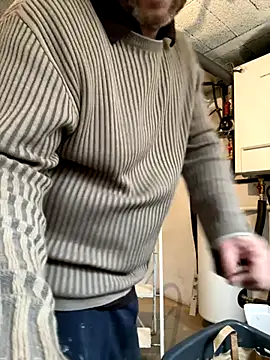 Snapshot of billybib83 chatting on 11-14-25, 12:48 billybib83 online show from 11-14-25, 12:48