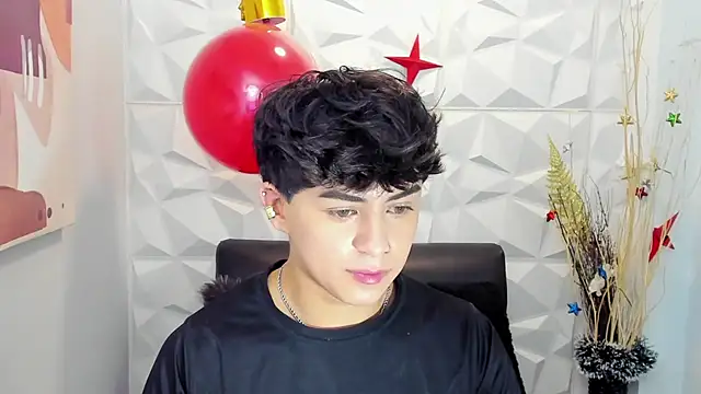 Sam Daves online show from 12-17-25, 01:06