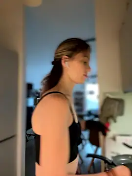 SweetDarling7 online show from 01-14-26, 02:01