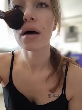 SweetDarling7 online show from 02-01-26, 10:58