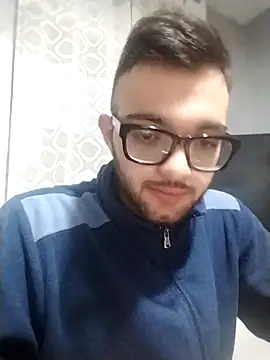 Snapshot of Francescodicristina44 chatting on 02-10-26, 03:21 Francescodicristina44 online show from 02-10-26, 03:21