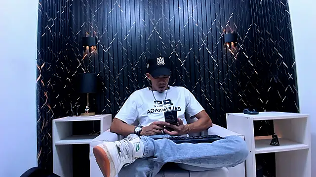 Gregory Sforza online show from 03-08-26, 03:43