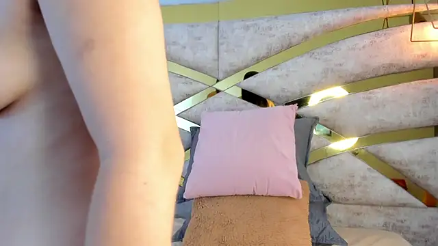 Sofiia Rossee  online show from 12-01-25, 08:36