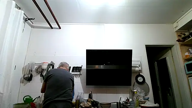 Berg Boy online show from 02-24-26, 07:12