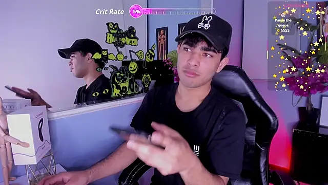 Snapshot of LucasCarterr_ chatting on 10-22-25, 03:51 LucasCarterr online show from 10-22-25, 03:51