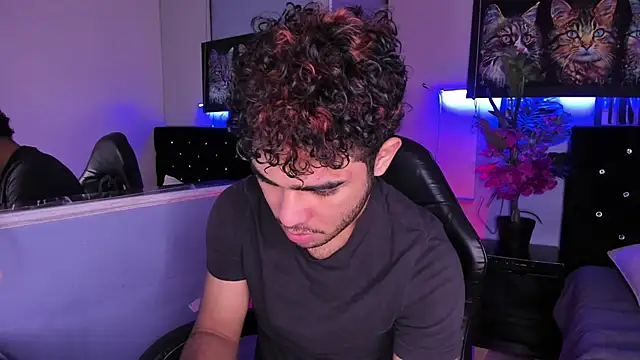 Snapshot of LucasCarterr_ chatting on 12-05-25, 03:48 LucasCarterr online show from 12-05-25, 03:48