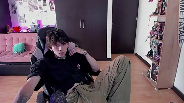 xIce Boy online show from 06-01-26, 02:08