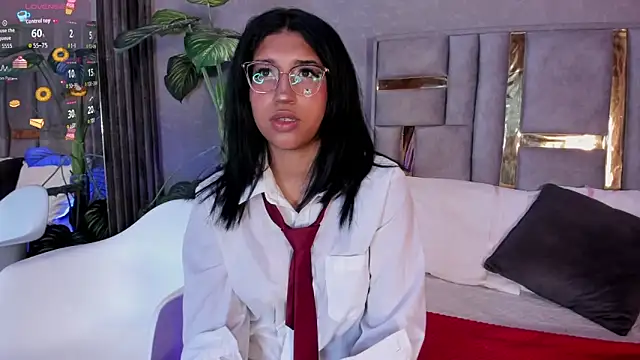 Snapshot of Karin_Ks chatting on 06-19-26, 03:11 Karin Ks online show from 06-19-26, 03:11