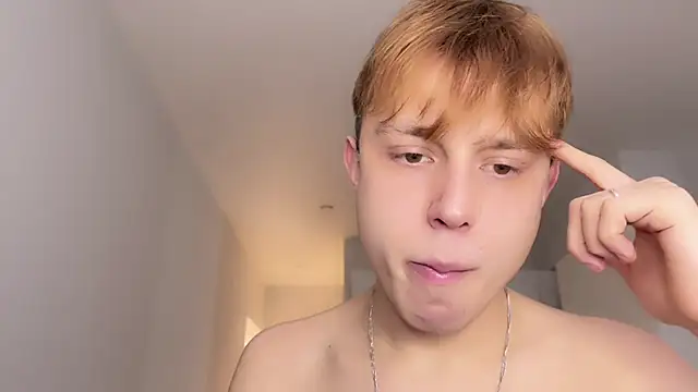 Snapshot of SlavaIsHere chatting on 03-21-25, 04:06 SlavaIsHere online show from 03-21-25, 04:06