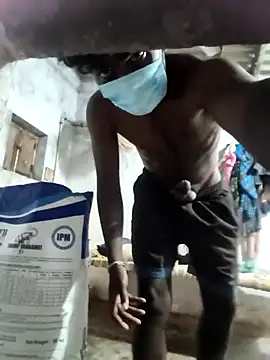 Snapshot of PolarFriend0 chatting on 02-15-26, 05:04 PolarFriend0 online show from 02-15-26, 05:04