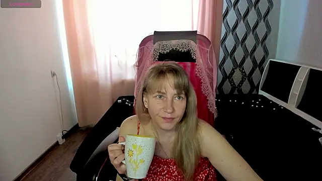 Snapshot of ganet469 chatting on 05-08-26, 11:15 ganet469 online show from 05-08-26, 11:15