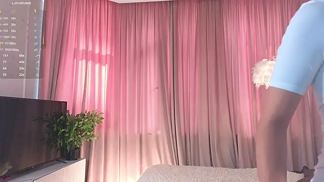 NormaCusson online show from 09-16-25, 07:20