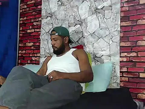 Snapshot of BladeFoxxx1 chatting on 05-18-26, 01:45 BladeFoxxx1 online show from 05-18-26, 01:45