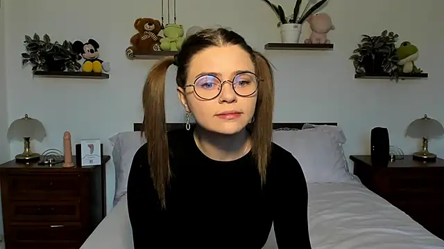 HaleyReedme online show from 02-24-26, 07:39