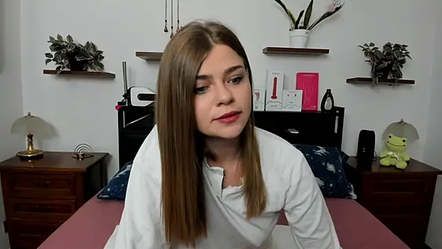 HaleyReedme online show from 04-18-26, 06:28