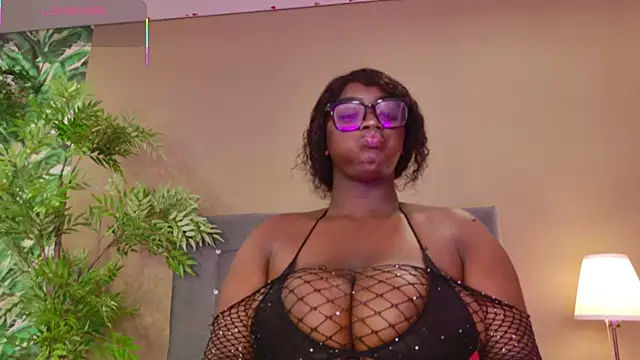 BetsyBennet  online show from 11-07-25, 09:26