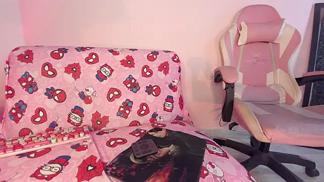 kitty-kryss online show from 04-07-26, 01:44